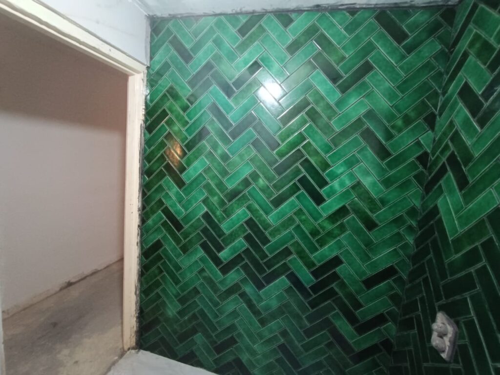 کاشی سبز زمردی صادراتی