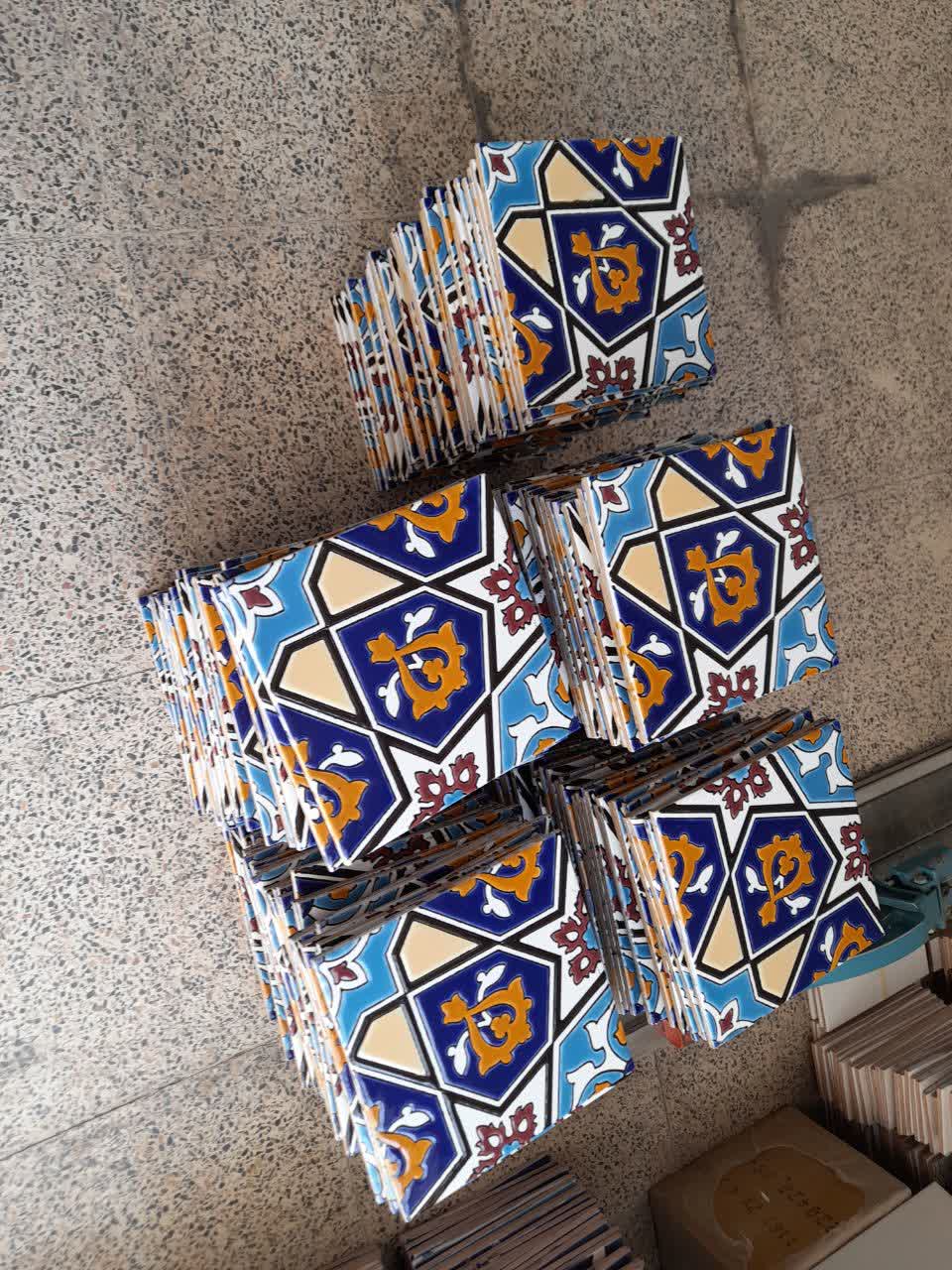 کاشی دست ساز کف